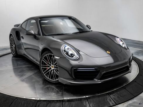 Used 2017 Porsche 911 Turbo image 20