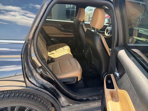 Used 2022 Lincoln Corsair Reserve w/ Equipment Group 201A AWD/4WD image 24