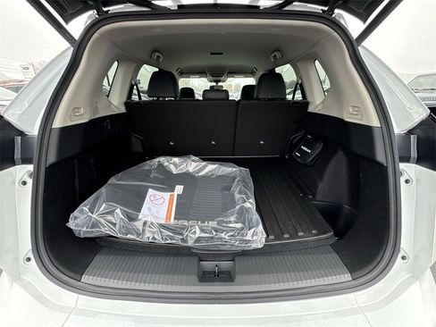 New 2026 Nissan Rogue SV image 22