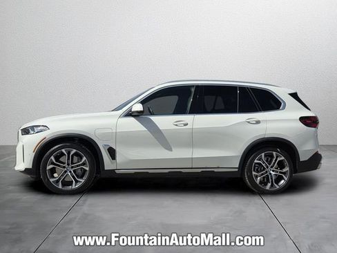 Used 2026 BMW X5 xDrive50e w/ Parking Assistance Package AWD/4WD image 2