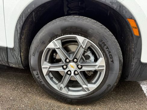 Used 2025 Chevrolet Blazer LT AWD/4WD image 8