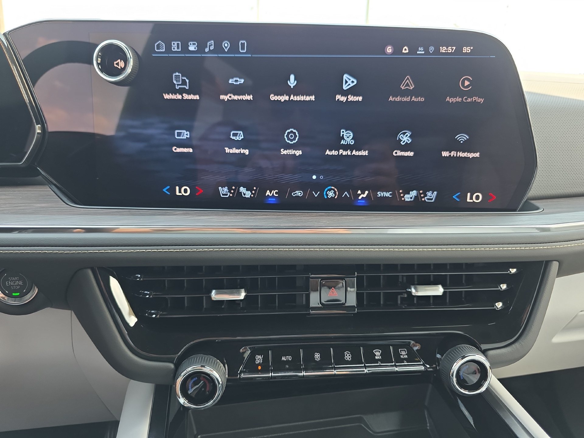 New 2026 Chevrolet Tahoe Premier w/ Sun And Tow Package AWD/4WD image 23
