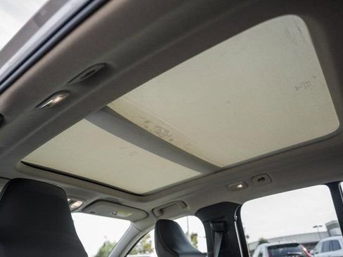 Used 2026 Volvo XC40 B5 Plus w/ Protection Package Premier image 3