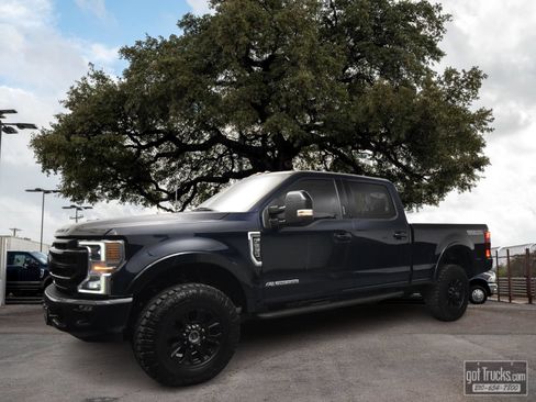 Used 2022 Ford F250 Lariat w/ Tremor Off-Road Package AWD/4WD image 1