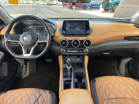 Used 2021 Nissan Sentra SV w/ SV Premium Package FWD image 20