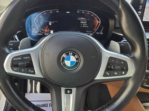 Used 2022 BMW 540i xDrive w/ M Sport Package image 19