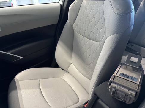 New 2026 Toyota Corolla Cross L image 17