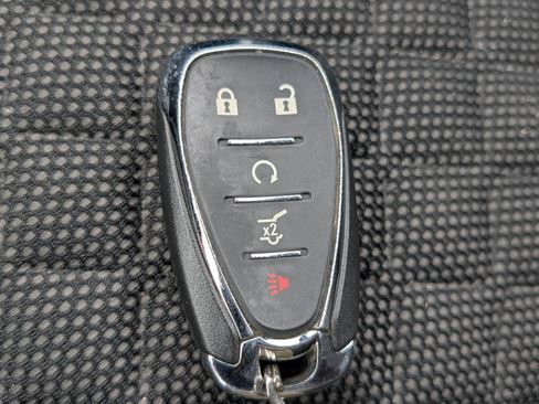 Used 2020 Chevrolet Blazer LT FWD image 15