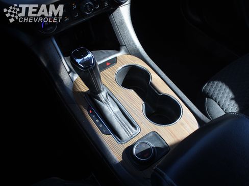 Used 2019 GMC Acadia SLE image 17