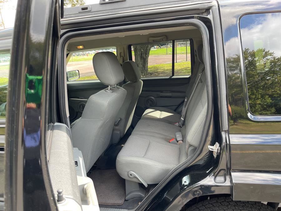 Used 2007 Jeep Commander Sport AWD/4WD image 10