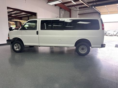 Used 2013 Chevrolet Express 3500 LT w/ LT Preferred Equipment Group image 4