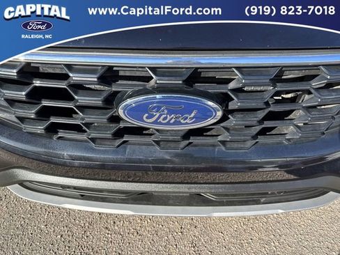 Certified 2025 Ford Escape ST-Line Elite w/ Tech Pack #1 image 10