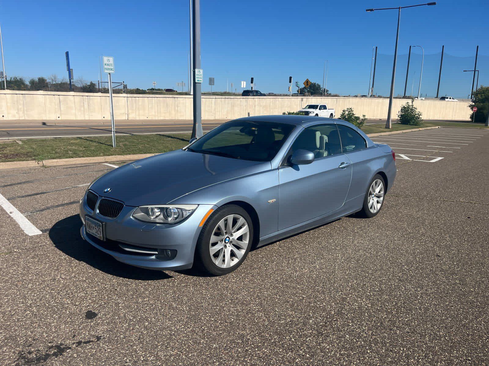 Used 2013 BMW 328i Convertible RWD image 3