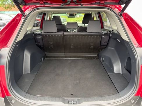 Used 2019 Toyota RAV4 XLE AWD/4WD image 24