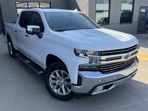 Used 2021 Chevrolet Silverado 1500 LTZ w/ LTZ Convenience Package II AWD/4WD image 6