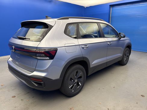 New 2026 Volkswagen Taos S image 7