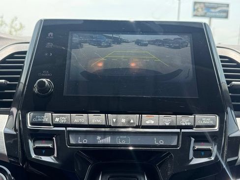 Used 2022 Honda Odyssey Touring image 18