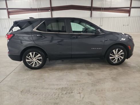 Used 2023 Chevrolet Equinox LT image 6