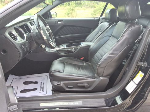 Used 2014 Ford Mustang Premium w/ Equipment Group 201A RWD image 27