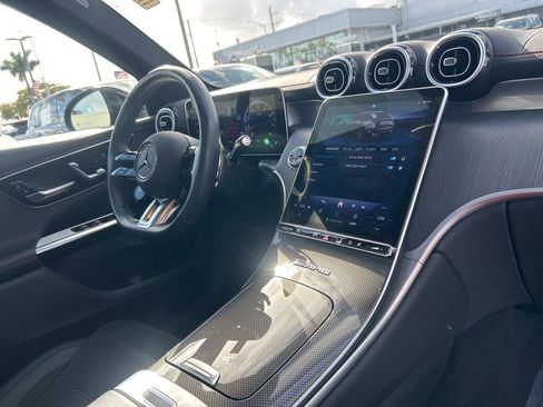 Used 2025 Mercedes-Benz GLC 43 AMG 4MATIC image 26