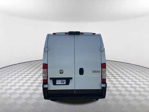 Used 2023 RAM ProMaster 3500 w/ Driver Convenience Group FWD image 6
