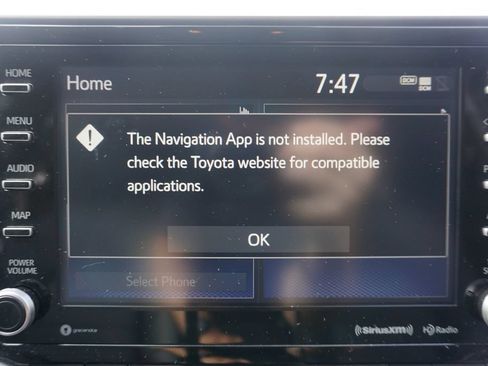 Used 2022 Toyota Highlander XLE FWD image 11