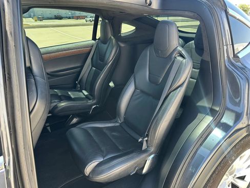 Used 2017 Tesla Model X 100D AWD/4WD image 8