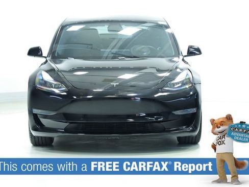 Used 2021 Tesla Model 3 Standard Range Plus image 2