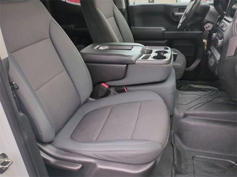 Used 2019 Chevrolet Silverado 1500 Custom w/ Custom Value Package image 26