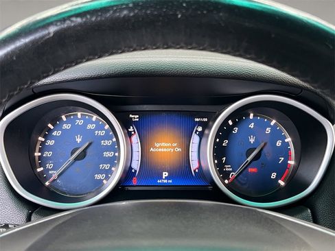 Used 2015 Maserati Ghibli image 11