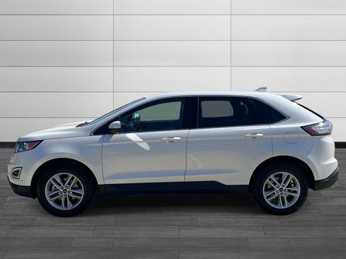 Used 2017 Ford Edge SEL w/ Equipment Group 201A FWD image 2