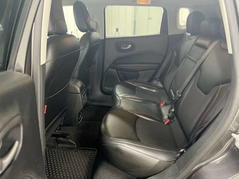 Used 2019 Jeep Compass Trailhawk AWD/4WD image 22