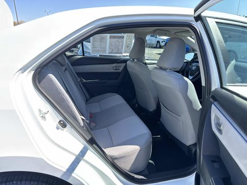 Used 2015 Toyota Corolla LE image 15