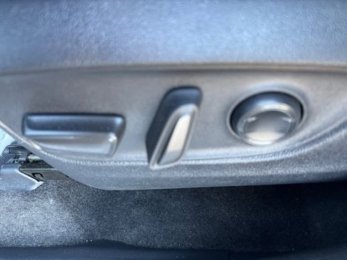 Used 2024 Toyota Grand Highlander Limited image 18