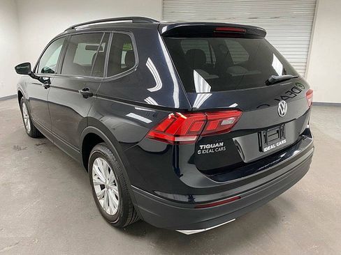 Used 2019 Volkswagen Tiguan S image 3
