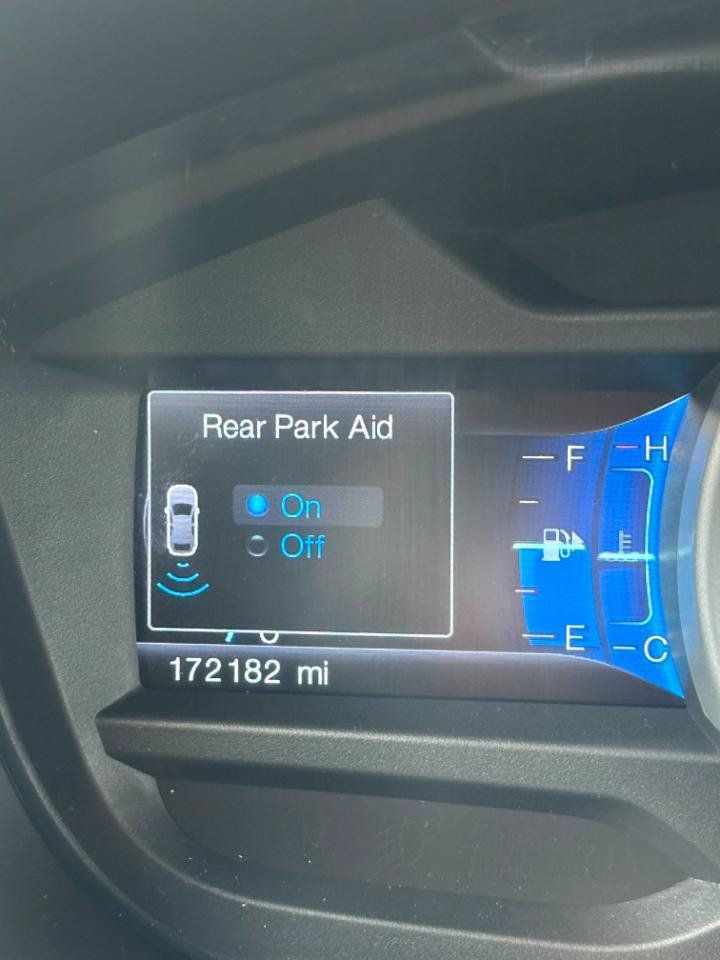 Used 2014 Ford Explorer XLT w/ Equipment Group 201A AWD/4WD image 36