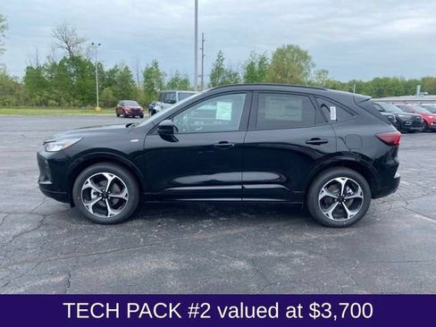 Used 2024 Ford Escape ST-Line Select w/ Tech Pack #2 AWD/4WD image 2