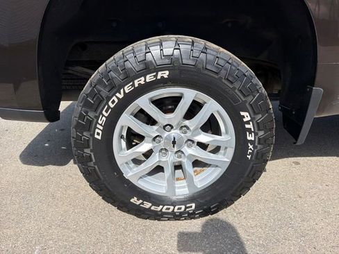 Used 2019 Chevrolet Silverado 1500 RST AWD/4WD image 30