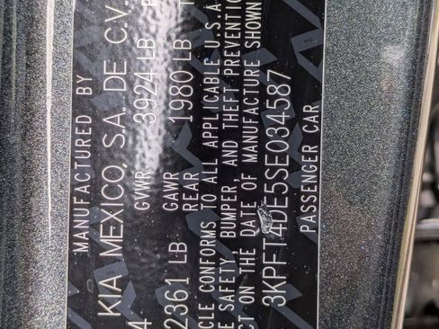 Used 2025 Kia K4 LXS image 34