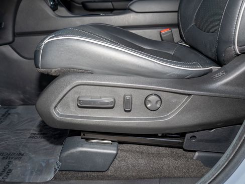 Certified 2023 Honda Pilot Elite image 32