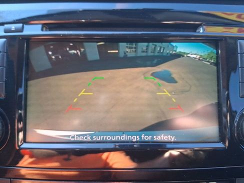 Used 2020 Nissan Rogue SV FWD image 18