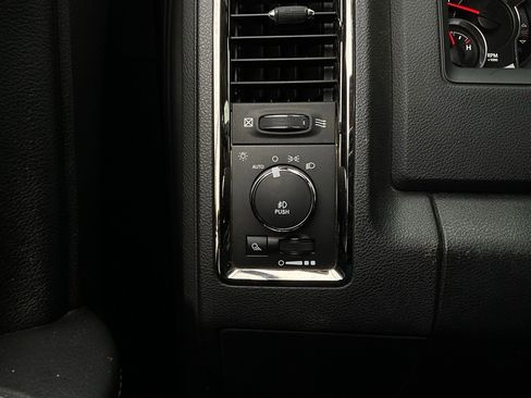 Used 2017 RAM 1500 Sport w/ Black Ram 1500 Sport Group image 22