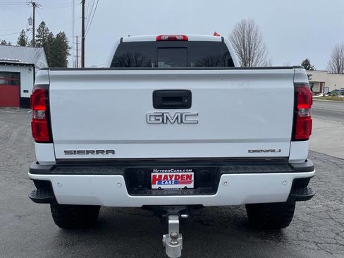 Used 2015 GMC Sierra 2500 Denali w/ Duramax Plus Package image 4