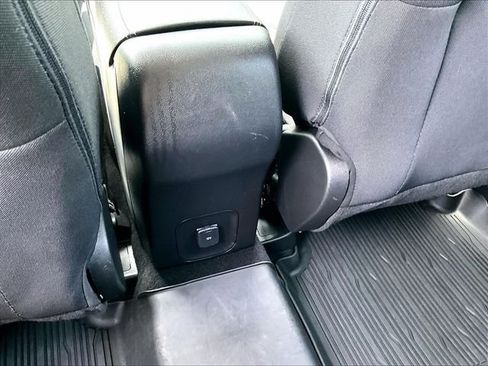 Used 2022 Ford Escape S AWD/4WD image 28