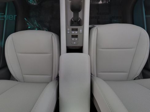 Used 2023 Hyundai Ioniq 6 SEL RWD image 26