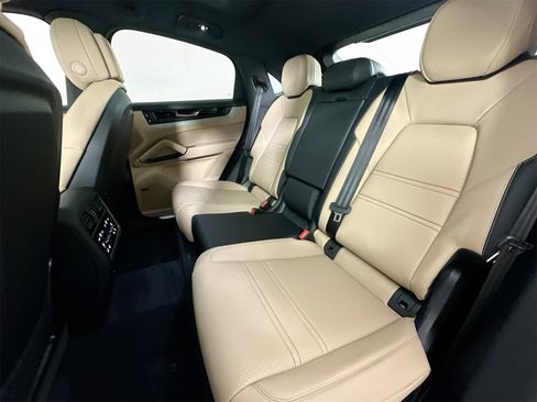 New 2026 Porsche Cayenne S image 26