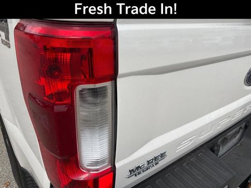 Used 2019 Ford F250 Lariat w/ Lariat Ultimate Package AWD/4WD image 11