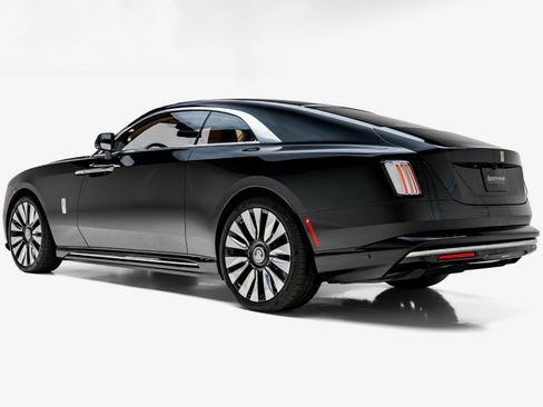 Used 2024 Rolls-Royce Spectre w/ Spectre Launch Package AWD/4WD image 8