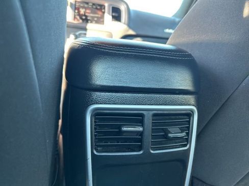 Used 2023 Dodge Charger SXT image 39