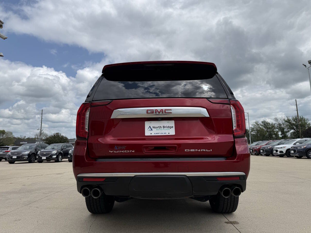 Used 2023 GMC Yukon Denali AWD/4WD image 33